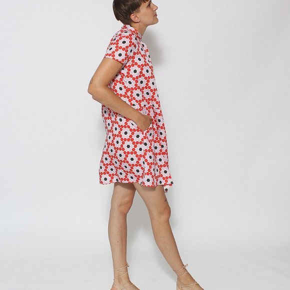 Dusen Dusen Oversized Tee Dress in Floral Tile - Picture 5 of 6